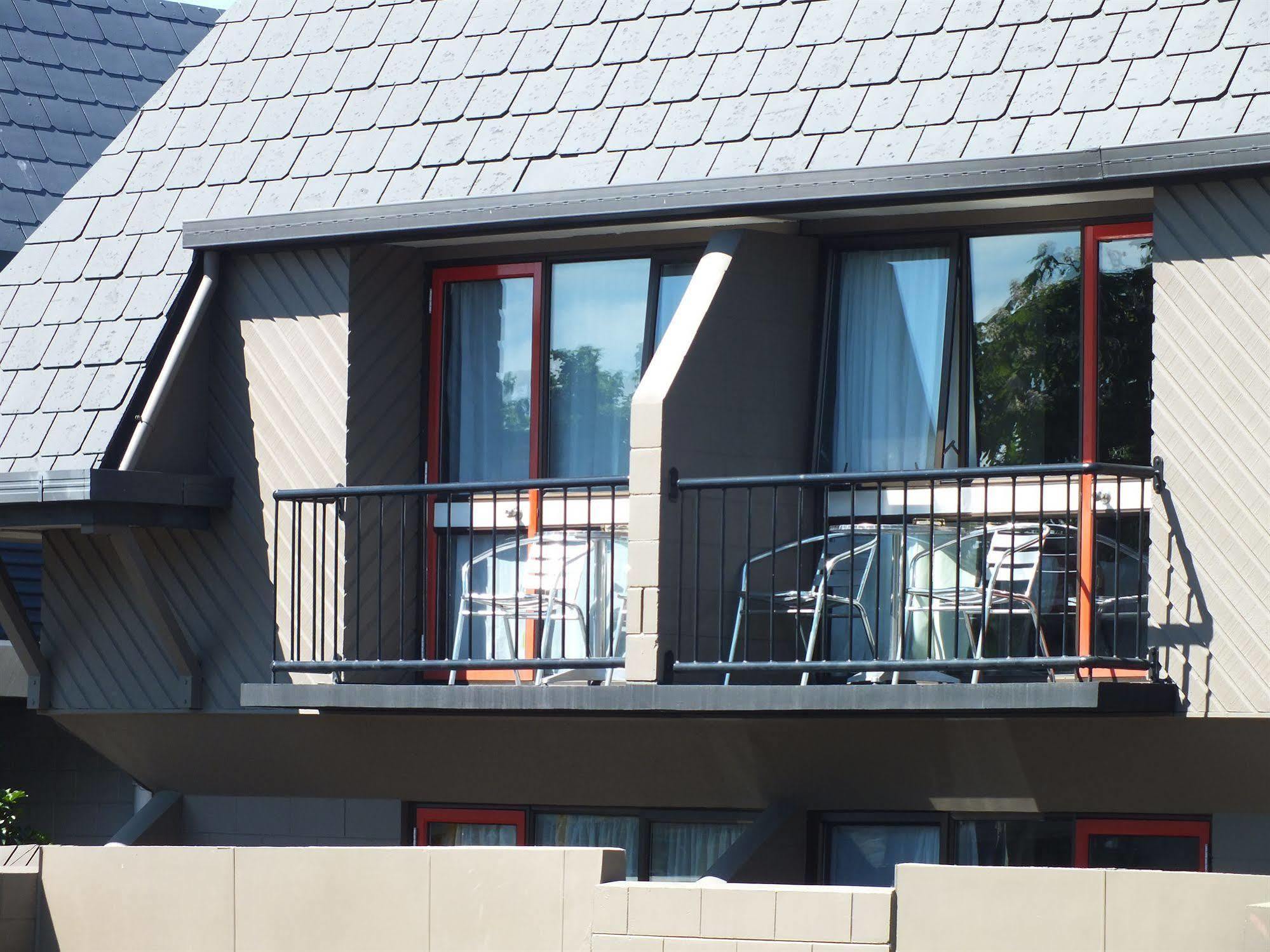 Motel 136 On Bealey 3*